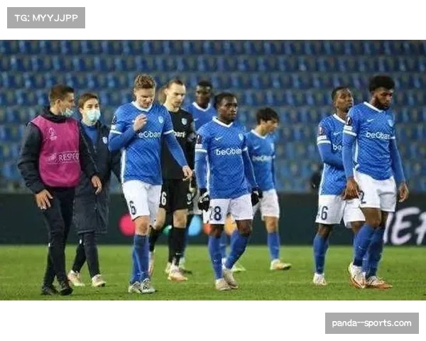 科隆主帅克瓦斯尼奥克面临压力 主场防守问题持续未能解决